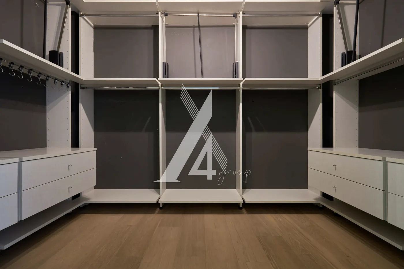 Walk-in closet